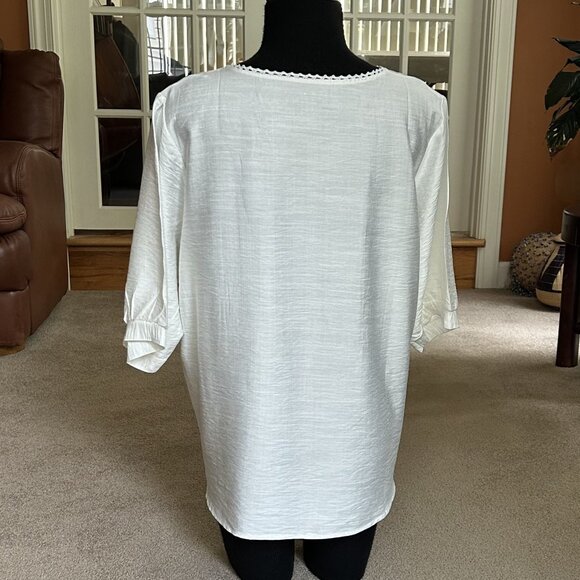New WOMEN'S LINEN BLEND EMBROIDERED BOHO Blouse Top White Sz Large - Picture 4 of 4